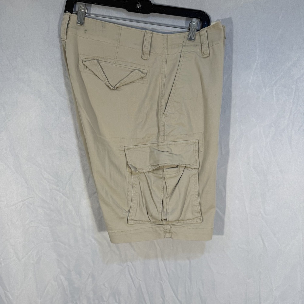 Old Navy Men's Lived In Cargo Shorts Size TRUE 34‎ Beige Cotton Pockets Casual